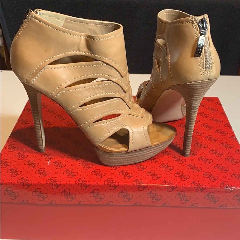 GUESS Sandal/Booties
